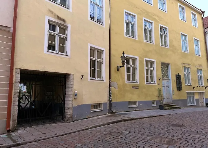 Cozy Loft In The Heart Of Old Town * タリン